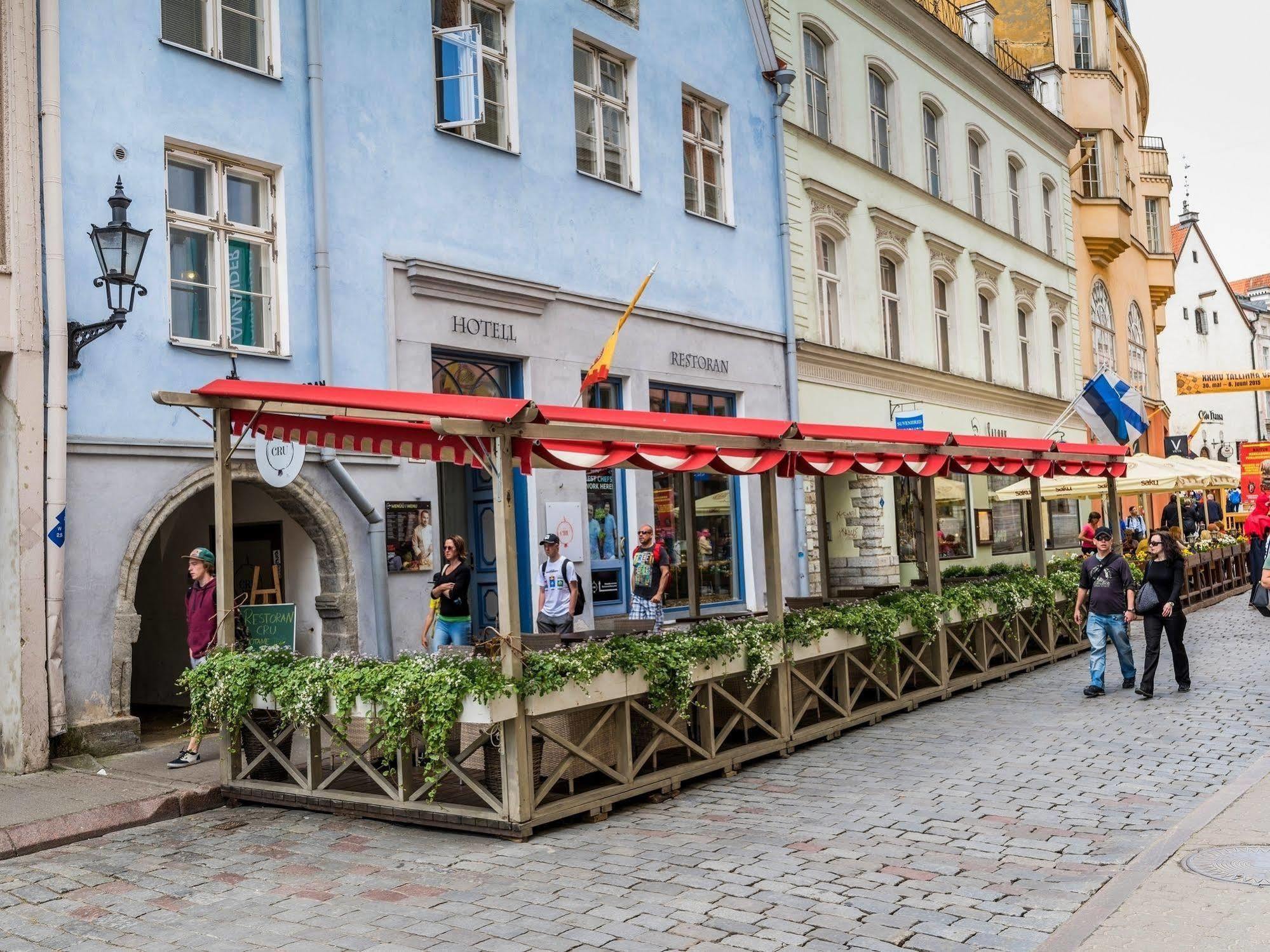 Cru Hotel Tallinn Exterior photo